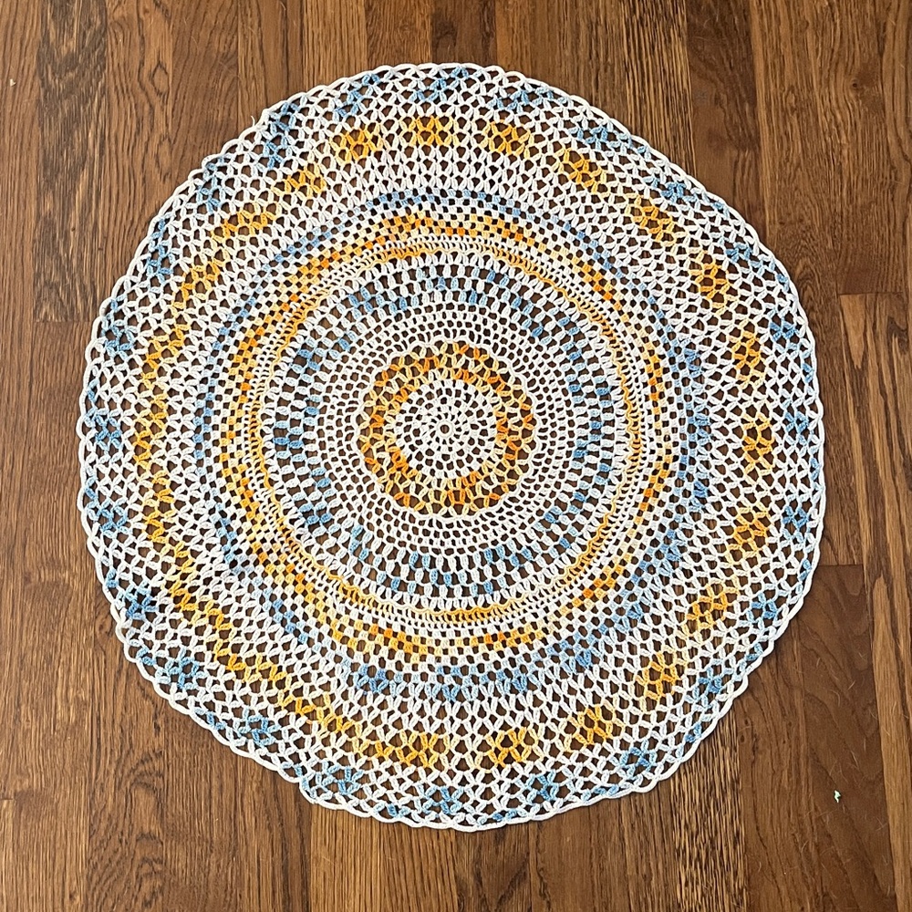 Vintage oversized Crochet 'doily' Round Table Mat in Blue and Yellow - Picture 2 of 7